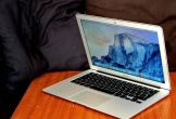 Máy tính nhỏ nhất của Apple thành đồ lỗi thời