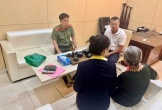 Ngăn kịp cụ bà chuẩn bị chuyển gần nửa tỉ đồng cho người lạ