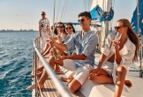 Du thuyền - cuộc chơi tỉ đô của giới thượng lưu Sài Gòn