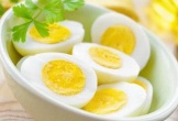 Cho trẻ ăn trứng thế nào cho hợp lý?