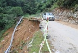 Nghệ An đầu tư gần 280 tỷ đồng nâng cấp đường tỉnh bị sạt lở sau mưa lũ