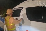 Giấy phép hết hạn 1 năm vẫn lái xe cấp cứu trên cao tốc, tài xế và chủ xe bị phạt 77 triệu