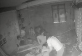 Trần thạch cao đổ sập đè trúng nhiều trẻ mầm non đang ngủ