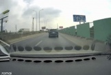 Không xi-nhan khi chuyển làn trên cao tốc, tài xế bị phạt 5 triệu