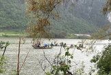 Nóng: Lật đò chở cả gia đình 7 người trên sông Gianh, 2 người ch.ết, 2 người m.ất tích