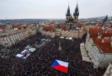 Lý do hàng chục nghìn người ở Séc xuống đường ủng hộ Tổng thống Pavel