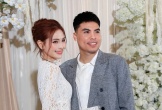 Ảnh cưới cực thơ của MC Huyền Trang Mù Tạt và tiền vệ Phạm Đức Huy