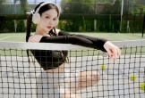 Ngọc Trinh khác lạ trên sân pickleball