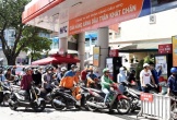 Bộ Công Thương khuyến cáo người dân không hoang mang, không mua tích trữ xăng dầu