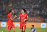 Đình Bắc bùng nổ lập hat-trick, CLB CAHN đánh bại SLNA: Thẳng tiến đến ngôi vô địch V-League