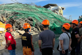 Sập nhà 9 tầng đang xây ở Philippines, ít nhất 30 người mắc kẹt