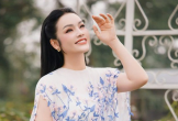Nữ NSƯT là Phó giáo sư, khoe nhan sắc 