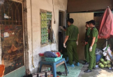Bé gái 4 tuổi tử vong sau nhiều lần bị mẹ đẻ và người tình bạo hành, bỏ đói