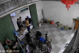 Hé lộ nguồn cơn vụ người đàn ông lao vào hành hung phụ nữ sau câu nói 