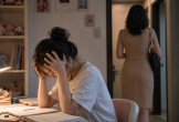 Nữ sinh 19 tuổi không thể tập trung thi vì hương nước hoa từ người mẹ, lý giải sự bất thường
