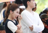 Hương Tràm về quê hương Nghệ An, bật khóc bỏ tiền túi làm một việc quan trọng