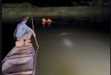 Tìm thấy thi thể 2 mẹ con dưới sông sau nhà