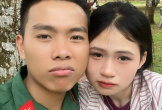 Chiến sĩ đang cau có bỗng giật nảy mình, cười tươi khi thấy bạn gái