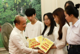 Hội Khuyến học Nghệ An trao 410 triệu đồng học bổng cho 41 sinh viên nghèo học giỏi