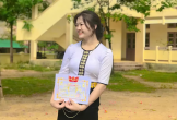 Nữ sinh nghèo ở Nghệ An viết tiếp giấc mơ đại học nhờ 'cha nuôi' Biên phòng