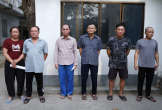 Khởi tố 7 đối tượng lừa bán “đồng đen” giả