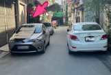 Chủ nhà bị phạt 2,5 triệu đồng vì đỗ xe trước cửa, chắn lối trong ngõ nhỏ