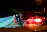 Chặn đầu ô tô trong đêm để đe dọa, tài xế bị xử phạt