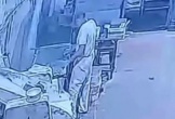 Thợ làm bánh tử vong khi bị cuốn vào máy trộn bột công nghiệp