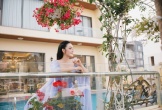 Nữ tiến sĩ hiếm hoi của showbiz Việt ở biệt thự rộng 1.000m² đẹp như resort, sống viên mãn bên chồng Viện trưởng