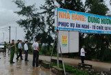 Thanh Hóa: Hai trẻ tử vong cạnh biển quảng cáo