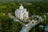 Lâu đài sáng nhất miền Tây