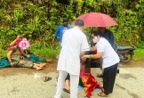Sản phụ 'vượt cạn' giữa đường rừng, sinh bé trai 3,8kg