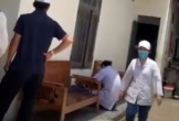Vợ cứu chồng cùng bị điện giật tử vong: Con trai hoang mang với khoản nợ lớn, người đặt cọc mua nhà rối bời
