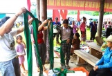 Rực rỡ sắc màu chợ phiên miền Tây Nghệ An