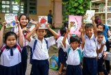 Bộ Y tế khuyến khích trẻ đọc sách, vận động, giảm tiếp xúc màn hình