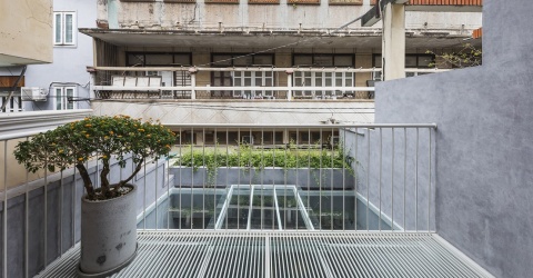 Báo Mỹ nức nở khen nhà 3 tầng biết “thở” giữa Sài thành