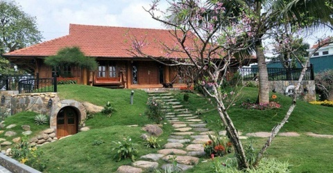 “Biệt phủ” ngoại ô như resort 5 sao của NSND Xuân Bắc