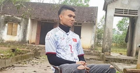 Cơ ngơi hiện tại của “cầu thủ nghèo nhất Việt Nam”