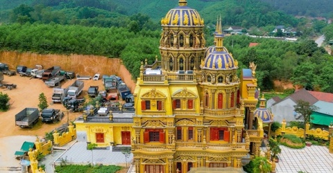 Choáng ngợp tòa lâu đài trăm tỷ của “đại gia đồng nát”