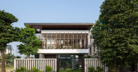 Hứng nắng cả ngày, biệt thự tại Phú Thọ vẫn thoáng mát bất ngờ