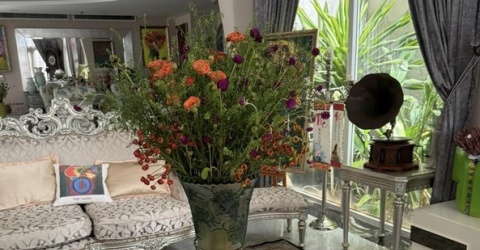 Cận cảnh biệt thự xa hoa ngập rau xanh của Hoa hậu Giáng My