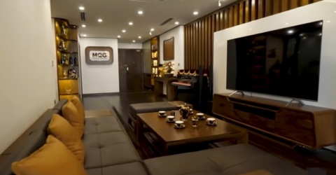 “Biệt thự sân vườn trên cao” toàn gỗ óc chó ở Hà Nội