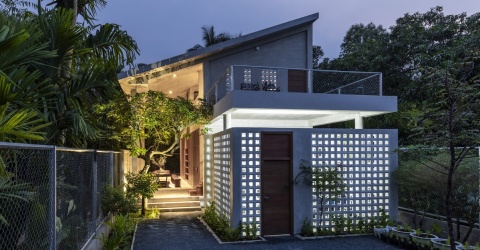 Nhà gác lửng đơn giản vẫn đẹp long lanh trên báo ngoại