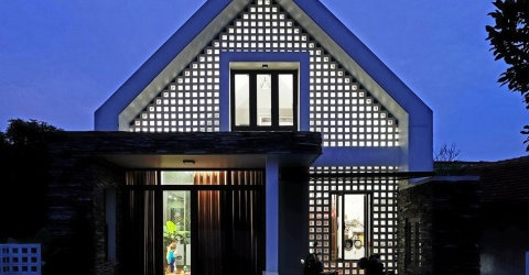 Nhà cấp 4 gác lửng ở Quảng Bình đẹp ngỡ ngàng trên báo ngoại