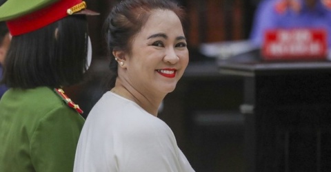 Bên trong biệt thự 2.400 m2 của bà Nguyễn Phương Hằng