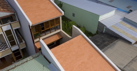 Chiêm ngưỡng ngôi nhà ngói đỏ đẹp ngỡ ngàng ở Cần Thơ