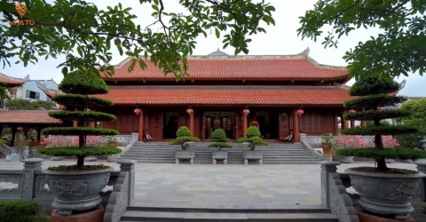 Choáng ngợp biệt phủ gỗ 4.000m2 của đại gia xứ Nghệ