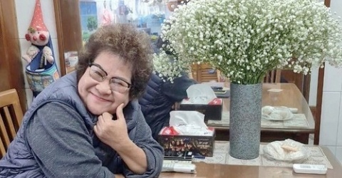 Ngôi nhà giản dị ngập hoa tươi của nghệ sĩ Minh Vượng