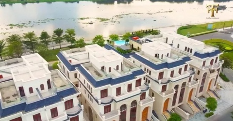 Biệt thự 300 tỷ của nữ nghệ sĩ tặng Xuân Son 80 triệu đồng