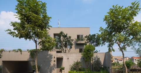 Nhà bê tông mộc mạc đẹp “nức lòng” ở Ninh Bình